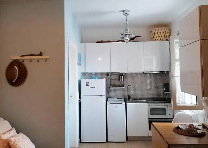 Semesterbostad Blue Sky *